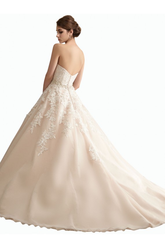 Usine Ivoire & Champagne Princesse Col V Traîne cathédrale Tulle Dentelle Robes de mariée