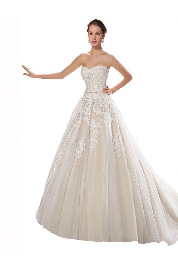 Usine Ivoire & Champagne Trapèze Sans bretelle Tulle Dentelle Robes de mariée